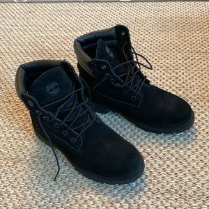 Waterproof timberlands